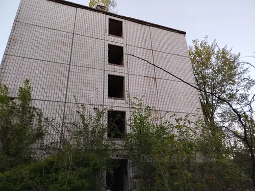 Opuszczona bursa szkolna, Katowice - Szopienice - zdjęcie 3/35