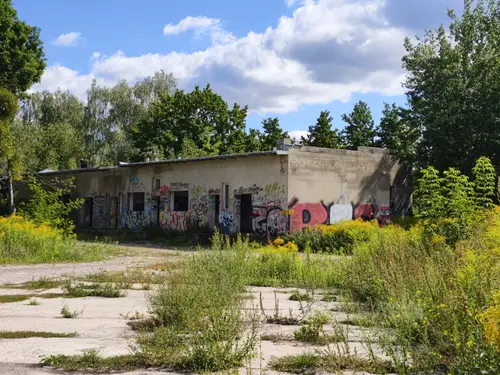 Budynek kolejowy - zdjęcie 35/40