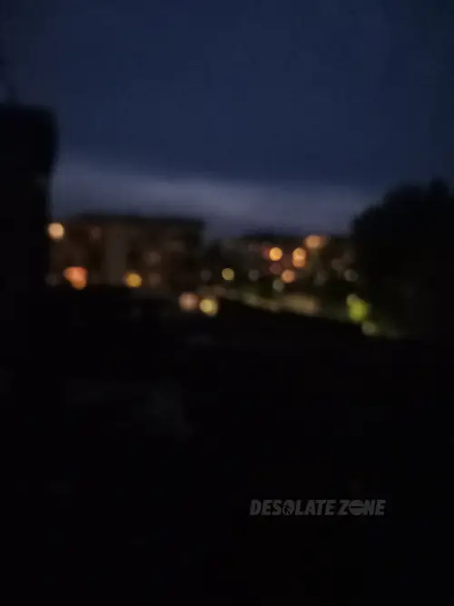 Opuszczona przychodnia wojskowa.