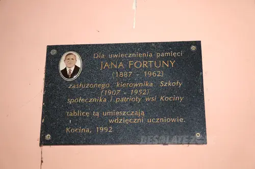 Opuszczona szkoła -- Kocina - zdjęcie 8/16