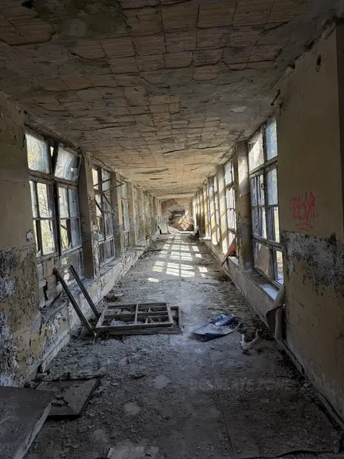 Opuszczony kompleks budynków, Otwock - photo 2/33