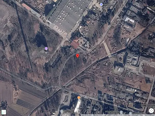 "Schron" przy Konstilanie - zdjęcie 1/2 - Google Satellite