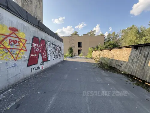 Opuszczony ośrodek "Villa Rosa" - zdjęcie 37/40