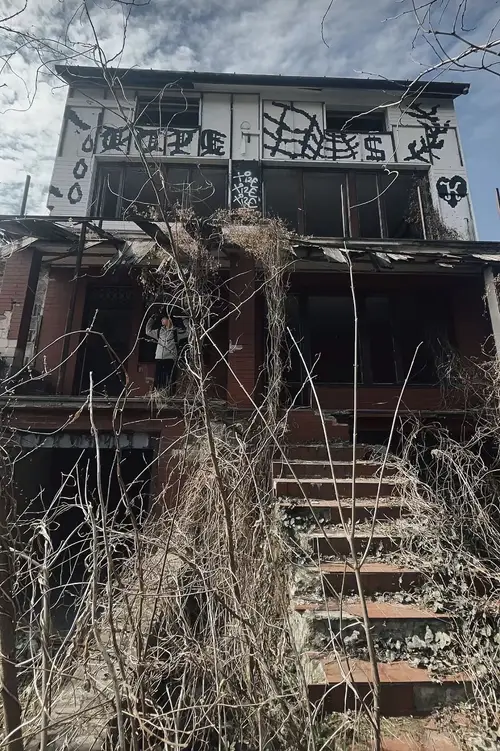 Opuszczony dom - zdjęcie 9/11