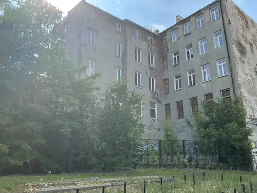 Opuszczona kamienica - photo 1/6