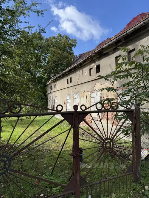 Opuszczony dom - zdjęcie 4/5