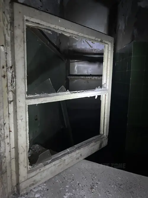 Opuszczone budynki szpitala psychiatrycznego srebrniki, Gdańsk - zdjęcie 9/42