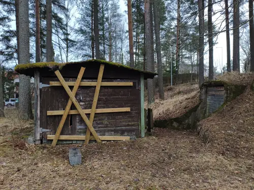 Domek nad stawem - zdjęcie 2/8