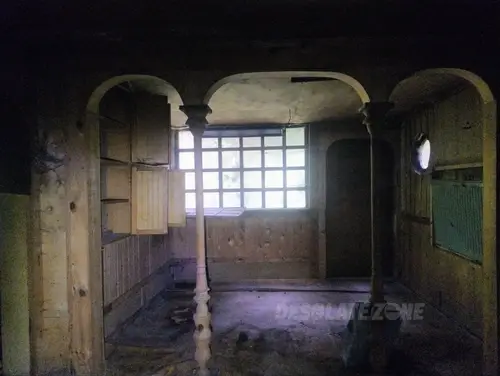 Opuszczony dom - zdjęcie 34/81