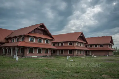 Niedokończony hotel - zdjęcie 3/5