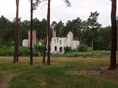 dom, Emów
