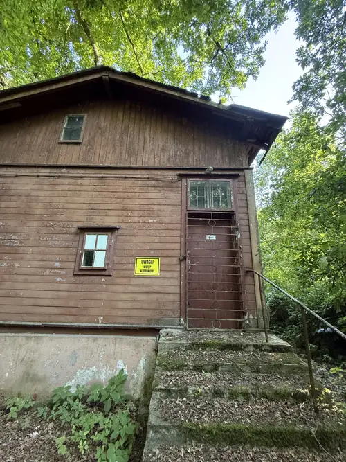 Opuszczony dom - zdjęcie 10/11