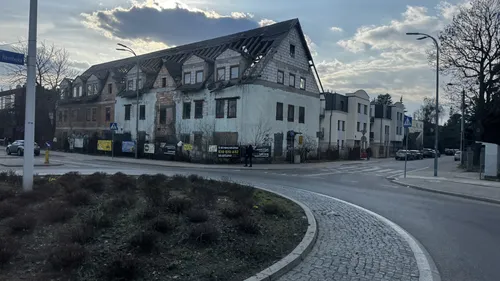 Niedokończony blok - zdjęcie 1/1