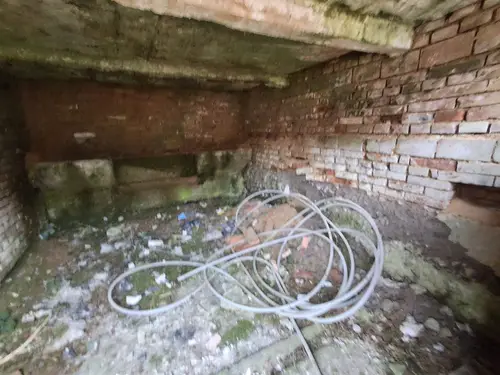 Opuszczony dom - zdjęcie 23/24