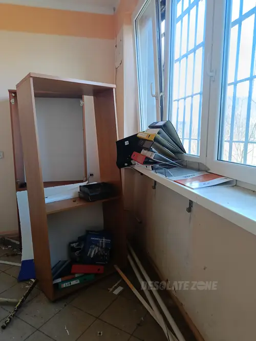 Opuszczone biuro - zdjęcie 15/21