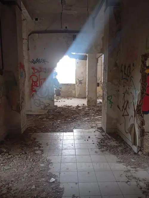 Opuszczona drukarnia, Budapeszt - zdjęcie 1/19