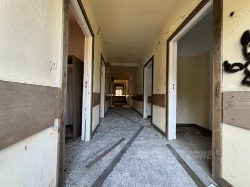 Opuszczony ośrodek "Villa Rosa" - zdjęcie 38/40