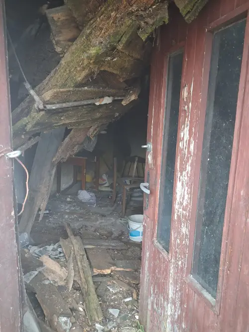 Opuszczony dom - zdjęcie 17/24