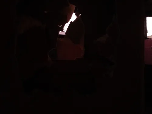 Opuszczony domek z garażem