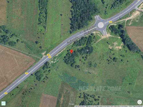 Ruiny dom ( a bardziej sama piwnica ) - photo 1/1 - Google Satellite