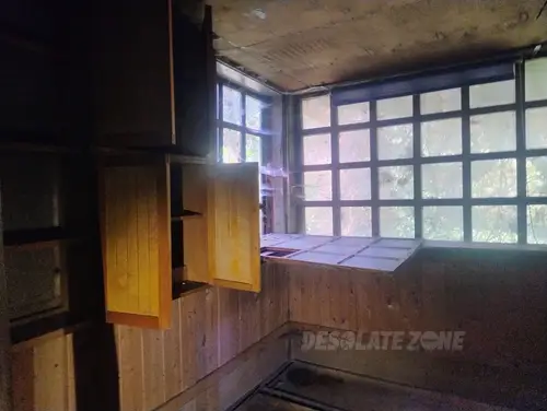 Opuszczony dom - zdjęcie 36/81