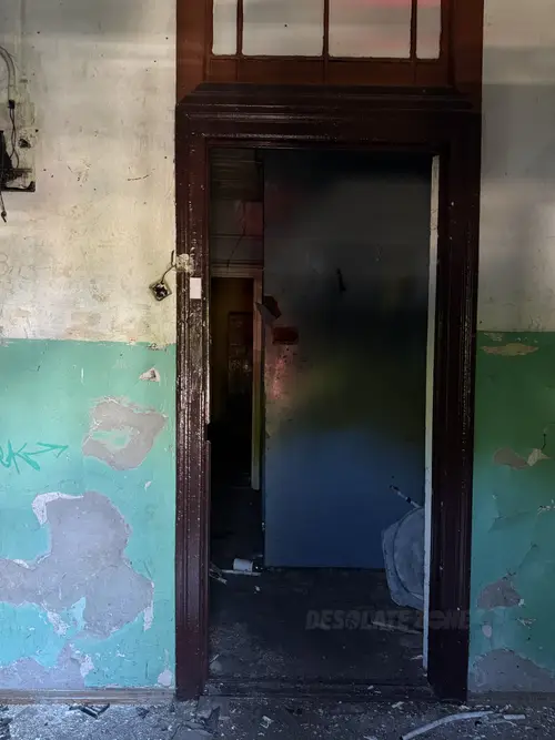 Opuszczona kamienica - photo 3/6