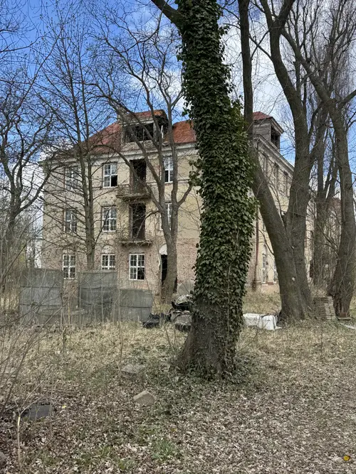 Opuszczony internat - zdjęcie 8/8