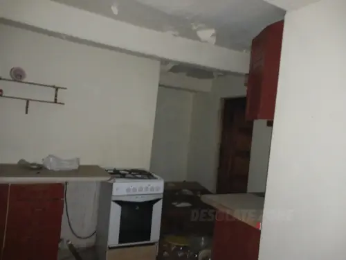 Opuszczony domek w dywitach - zdjęcie 12/21