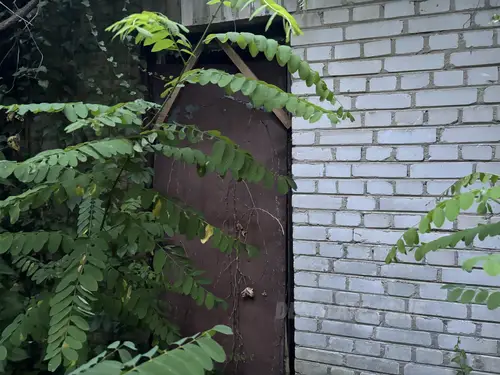 Mały ceglany domek - zdjęcie 2/6