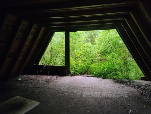 Opuszczony Park Miniatur Sakralnych Złota Góra w Częstochowie - photo 18/47