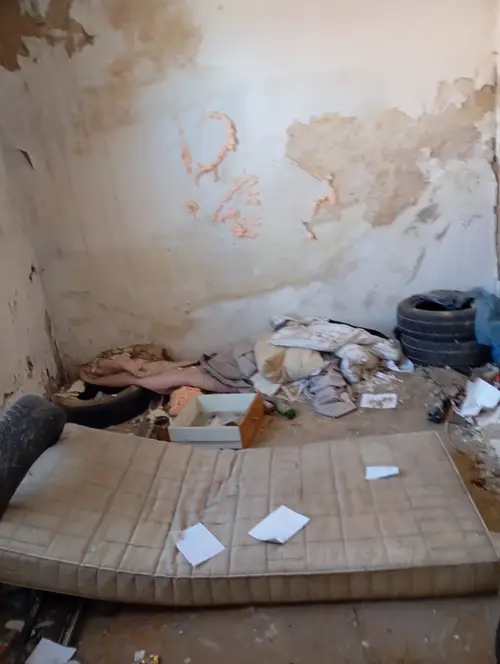 Opuszczona kamienica - photo 4/11