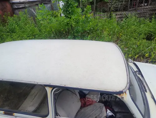 Porzucony Trabant