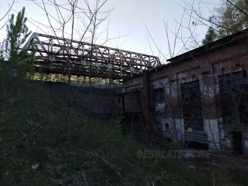 Budynek po byłej kopalni - zdjęcie 5/57