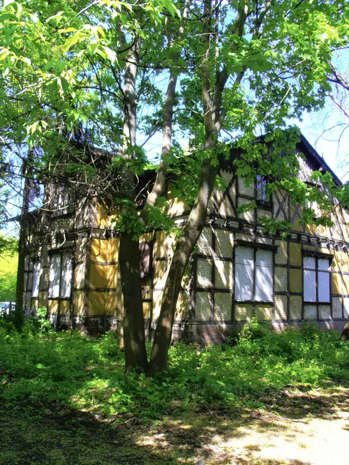 Opuszczona kamienica - photo 1/6
