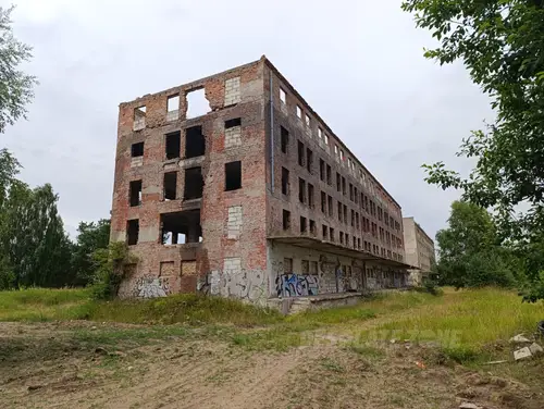 Opuszczone budynki po dawnych koszarach wojskowych, Borne Sulinowo - photo 33/40