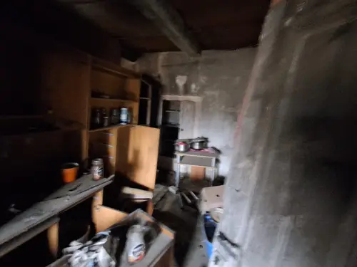 Opuszczony dom - zdjęcie 11/24