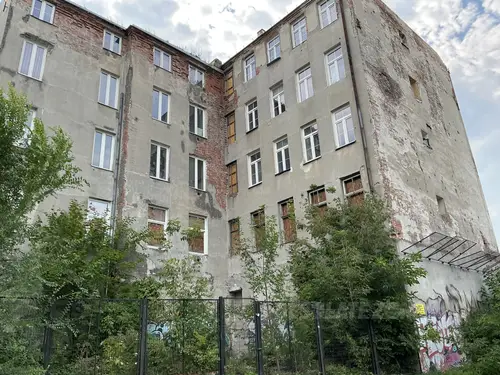 Opuszczona kamienica - photo 2/9