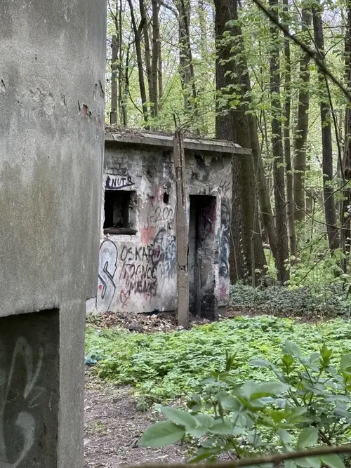 Opuszczone budynki - zdjęcie 3/6