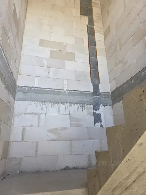 Niedokończony dom - zdjęcie 27/30