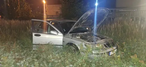 Opuszczony SAAB 9-5