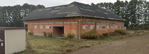 Niedokończony dom - zdjęcie 1/1