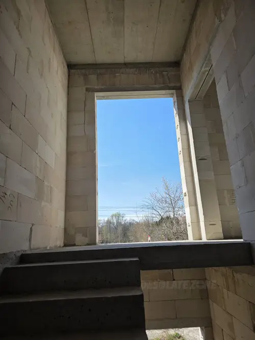 Niedokończony dom - zdjęcie 26/30