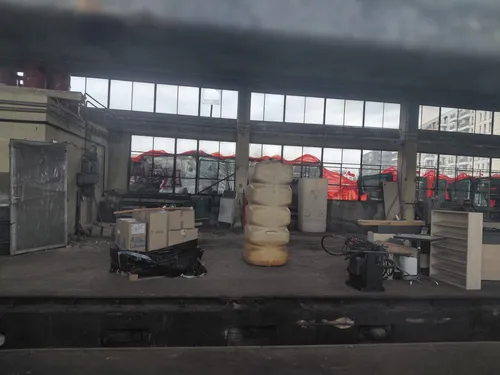 Opuszczona hala Łęg Kraków - zdjęcie 2/5