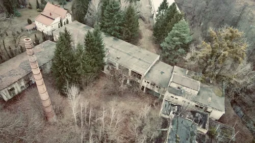 Fabryka Waty Higroskopijnej i Materiałów Opatrunkowych „Valetudo" - zdjęcie 1/49