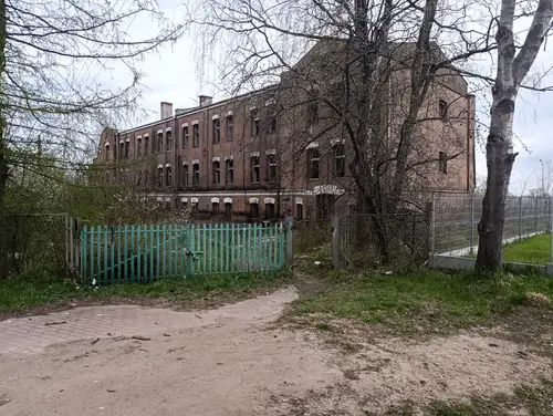 Szpital zakaźny i dziecięcy. - zdjęcie 1/9