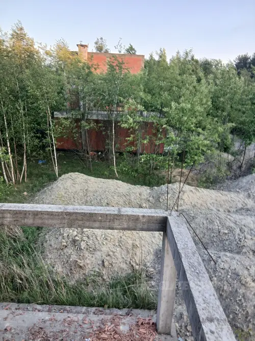Niedokończone domy - photo 1/10