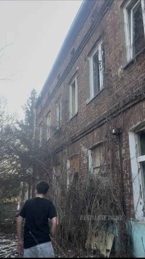 Opuszczona kamienica - photo 3/8