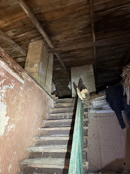 Opuszczony dom - zdjęcie 7/9