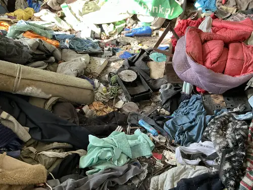 Dwa opuszczone domki - zdjęcie 14/17