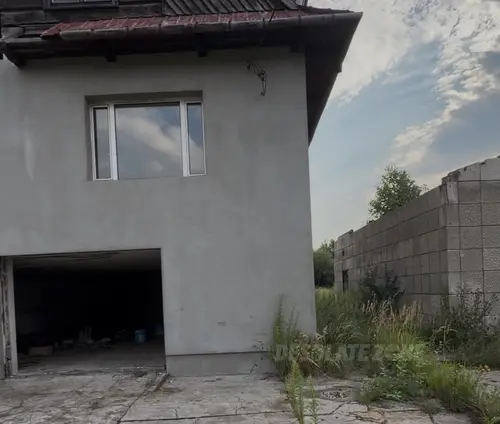 Zrujnowana willa - zdjęcie 16/18